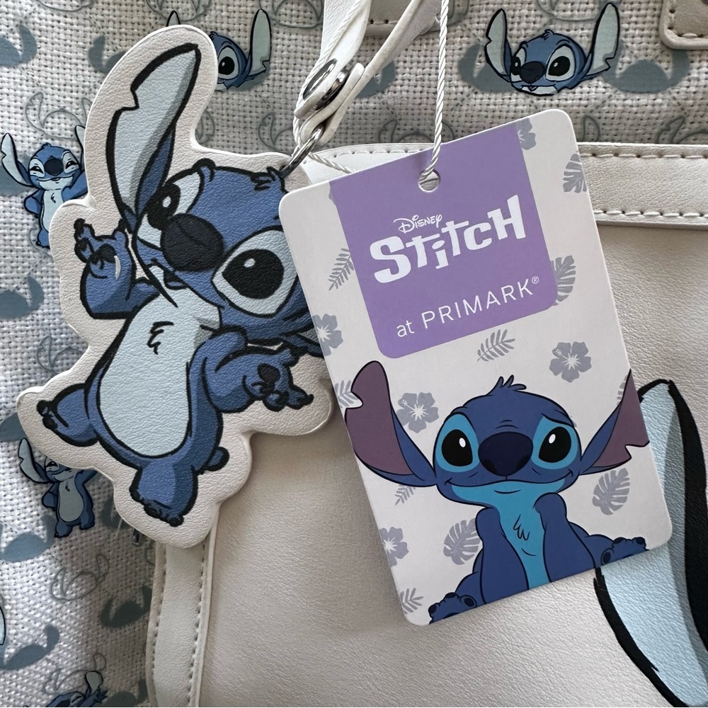 Disney Lilo and Stitch All Over Print Weekender/Duffle Bag: NWT - Picture 3 of 13